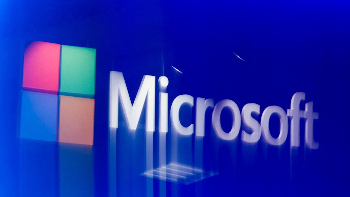US administration suspends Microsoft from green card program over fraud