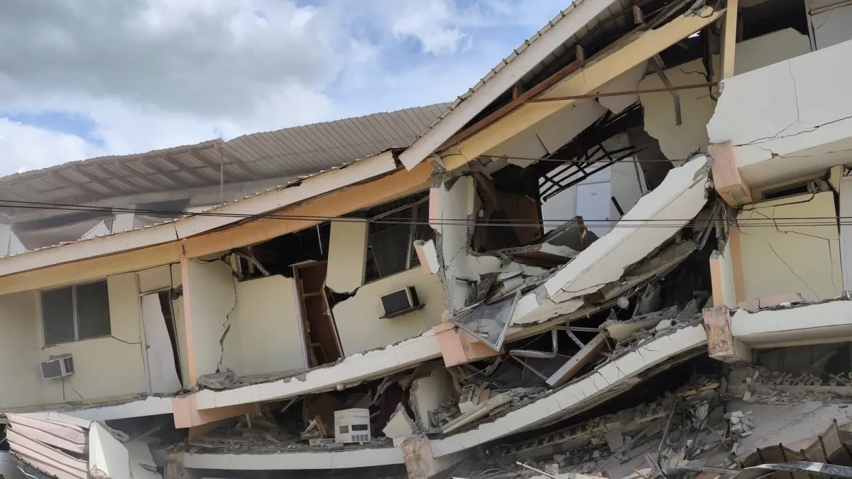 First assessment of injuries and collapsed buildings after 7.7-magnitude earthquake and strong aftershocks in Panama: international aid request ruled out for now