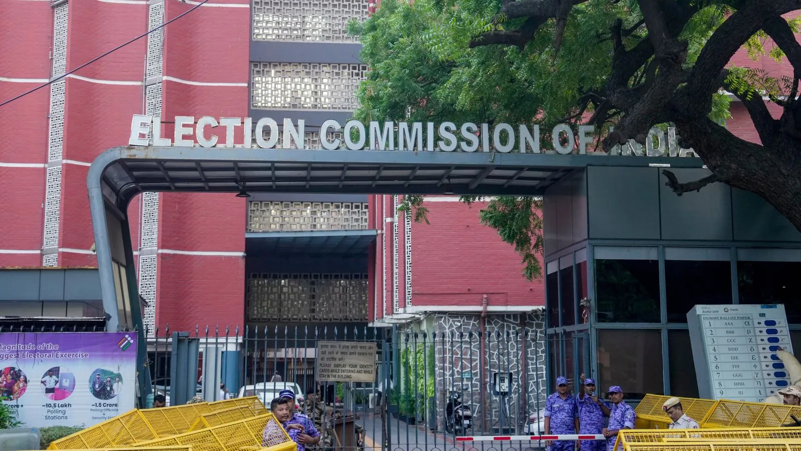 Election Commission tightens limits on submission of Form 7 to delete voters