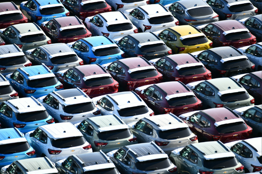 Mexico’s auto parts output hit a record high in July, but assembled vehicle production and exports are declining