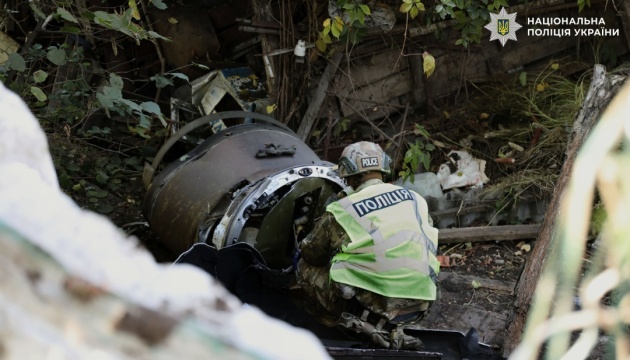 Half a tonne each: Police neutralize two unexploded ballistic missiles that fell near homes in Kyiv
