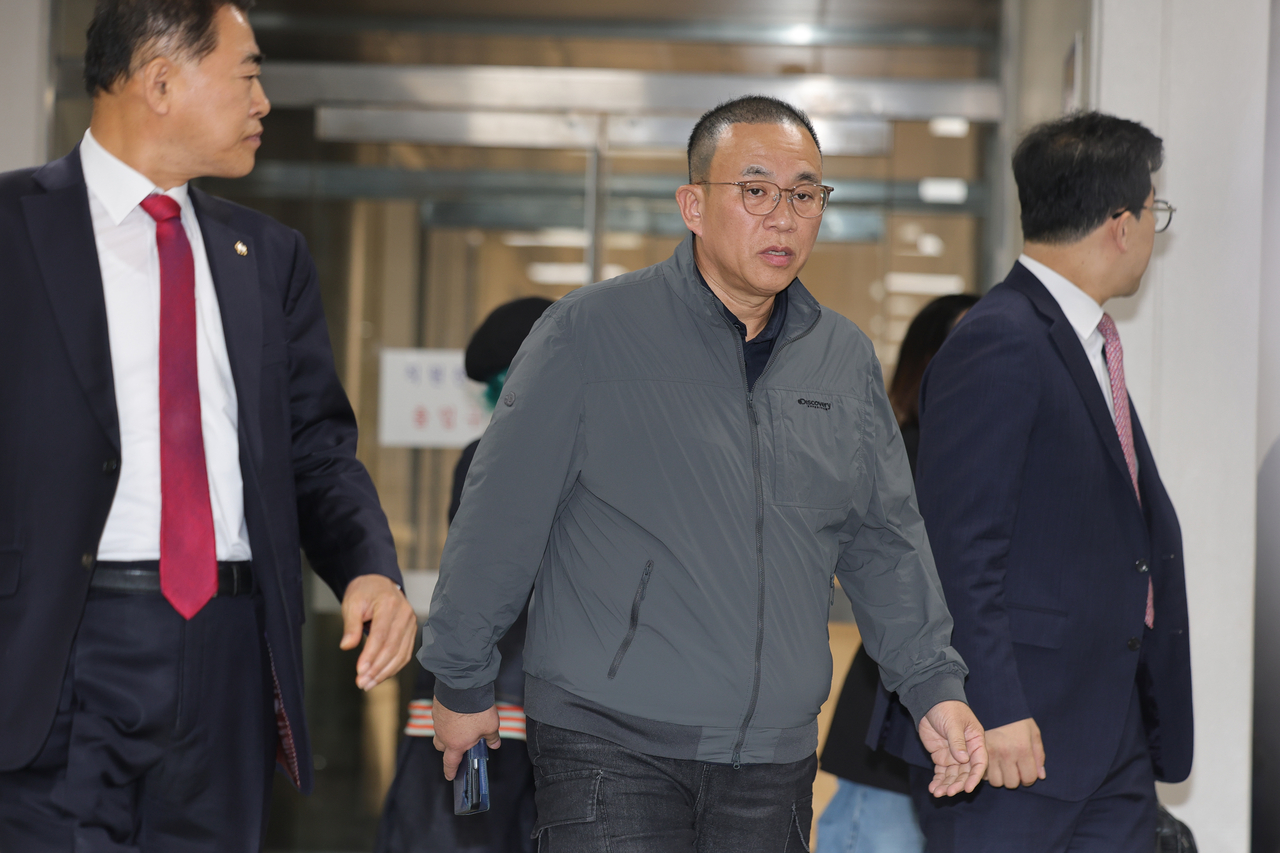 Ex-President Yoon Suk Yeol acquitted on appeal over free polls from political broker