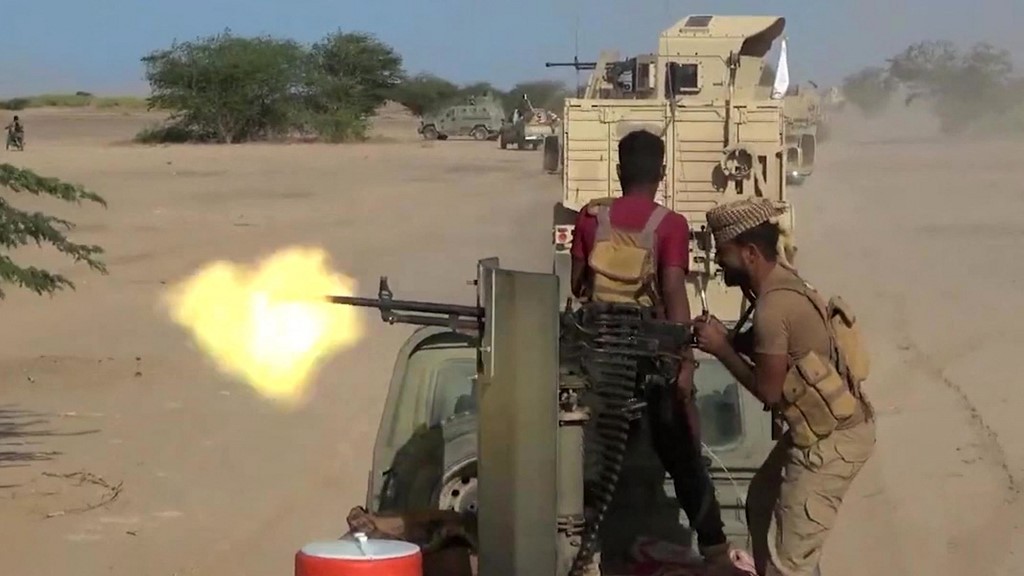 Houthis strike Yemen government and Saudi targets as violence intensifies
