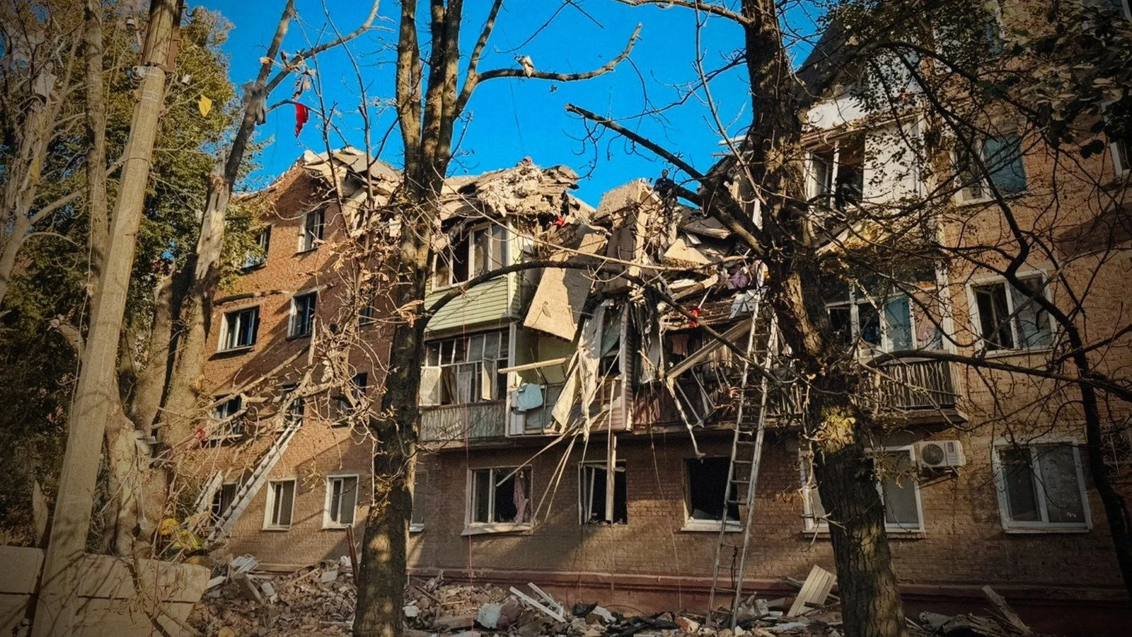 Russian drone and missile barrage kills 11 in Ukraine